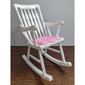 Mattel 1997 Barbie Rocking Chair With Pink Cushion Seat Dollhouse Nursery D6
